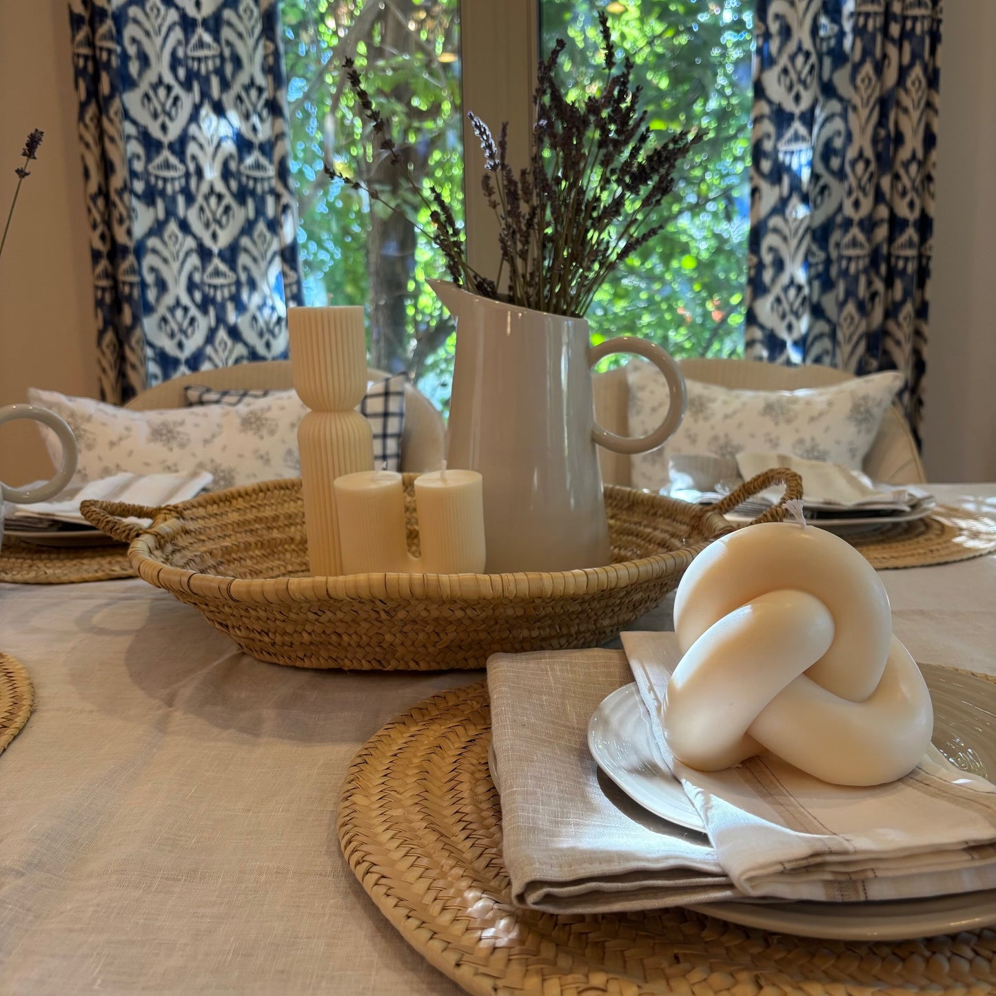 Handcrafted in Canada, these hand-poured soy candles are exquisitely molded to enhance any space. With stunning attention to detail, this candle adds a touch of effortless elegance to your home decor.
These candles are handmade for decorative purposes using soy wax. Remember to place your candles on a heat proof dish if you wish to light them and never leave your candle unattended. Hand-poured may have minor variations.  Paraben free