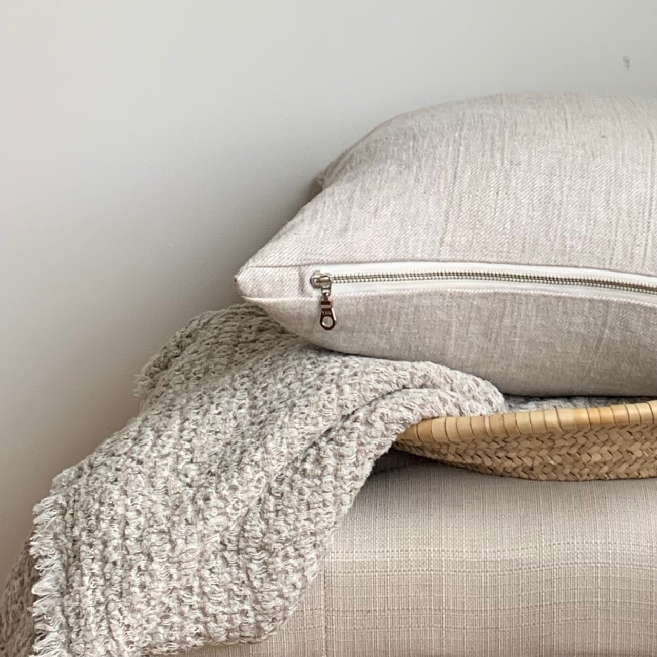 These beautiful 100% linen pillow covers are crafted from the finest Oeko-Tex® certified linen and feature an exposed contrasting zipper. Breathable, long lasting and biodegradable, linen is luxurious yet casual, it is a classic that works beautifully in any space.   These pillow covers are handmade in Canada.  Pillow cover only - insert not included.  Size: 18 x 18 inches