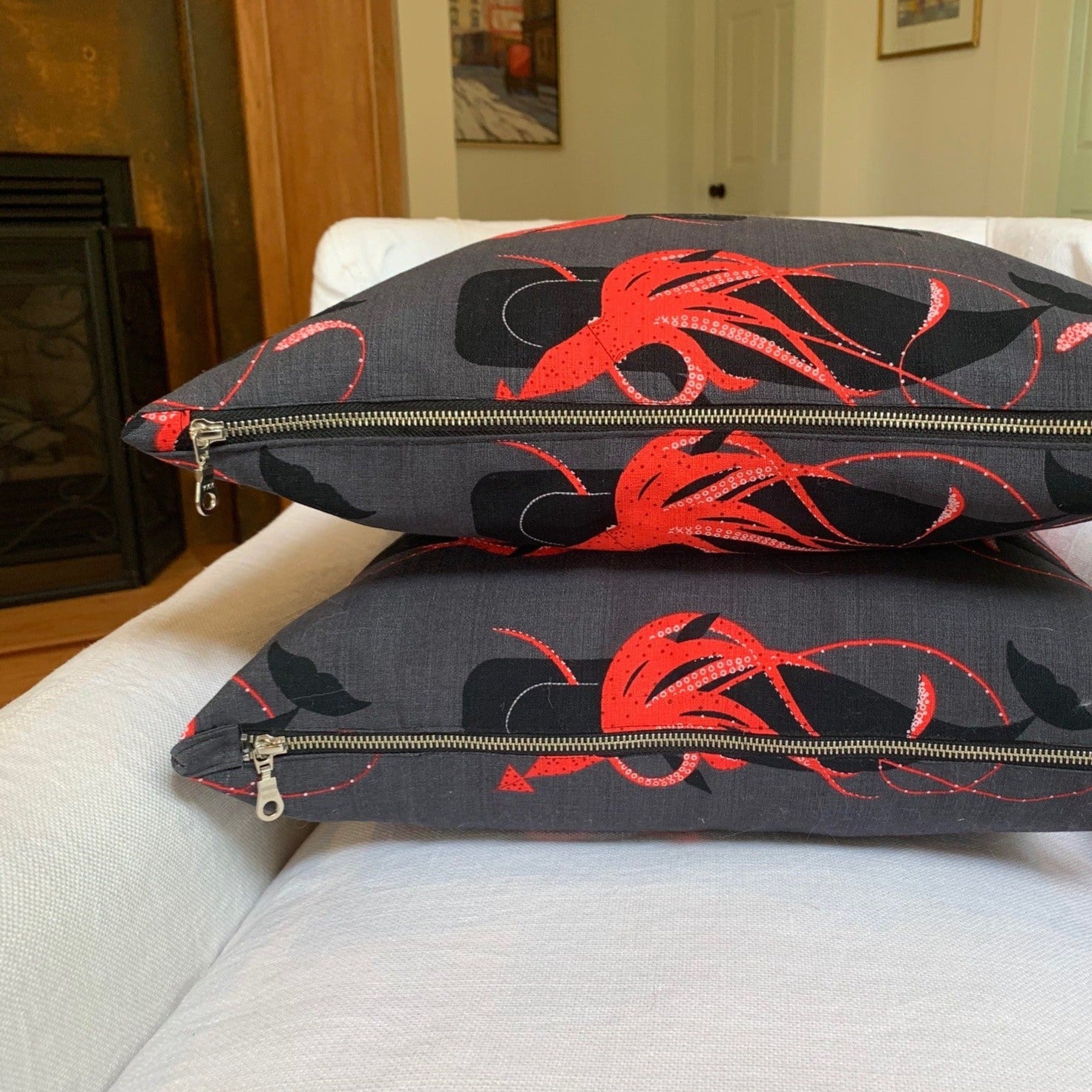 pillow cover is handmade from 100% certified organic cotton printed with Modernist artist Charley Harper’s Squid and Whale design. The pillow features an exposed YKK zipper. The striking colors will enliven your home, office, or outdoor space.